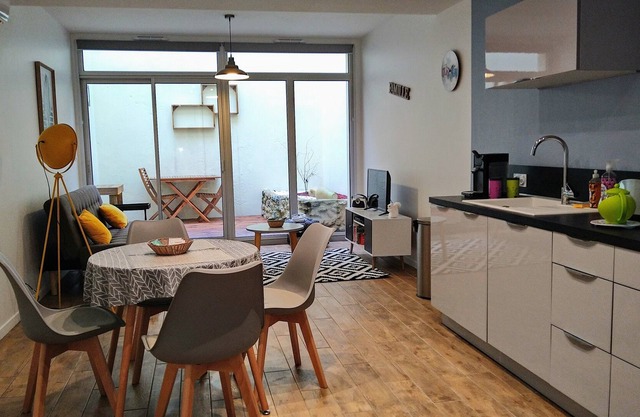 rental ground floor accommodation in the heart of Jonzac