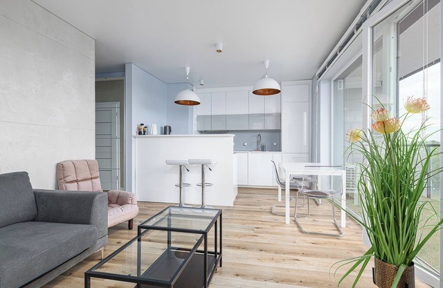 RentPlanet - przy Manufakturze