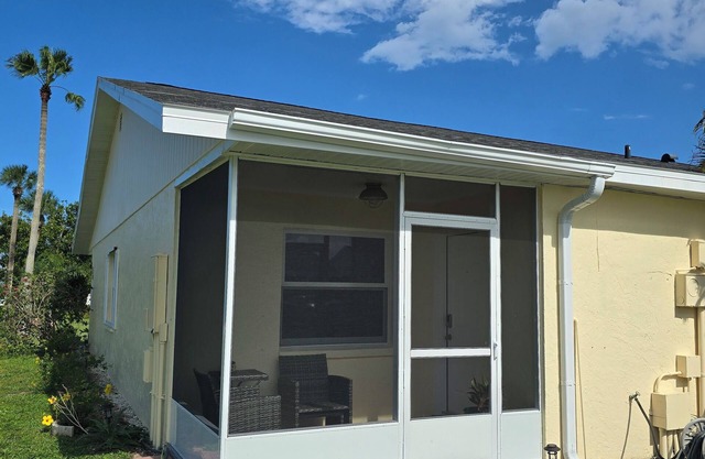 Reserve Now~Amazing 2-bedroom condo with Intracoastal/Indian River water view.