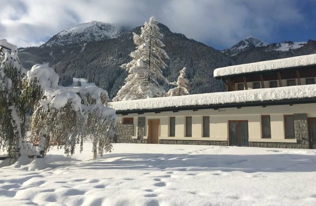 Residence in Gressoney-saint-jean with 0 bedrooms sleeps 4