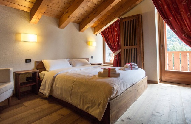 Residence Le Petit Coeur, Duplex One Bedroom Apartment attic - 2/4 pers