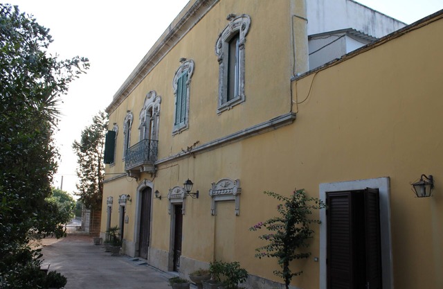 Residence of '800 in the Salentine countryside at km. 15 from the sea (Gallipoli .)
