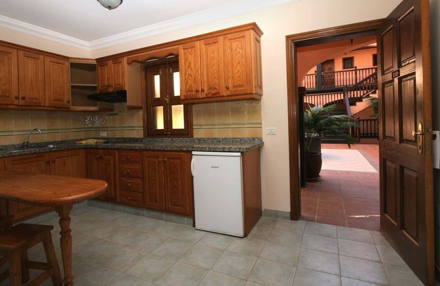 Residencial el Conde s. l.