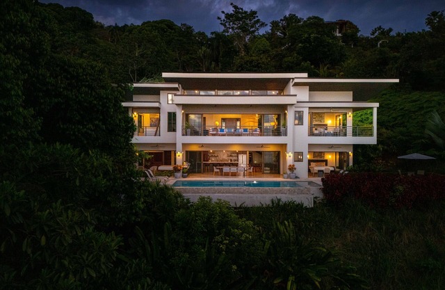 ReSol: Luxury Oceanview Villa in Costa Rica