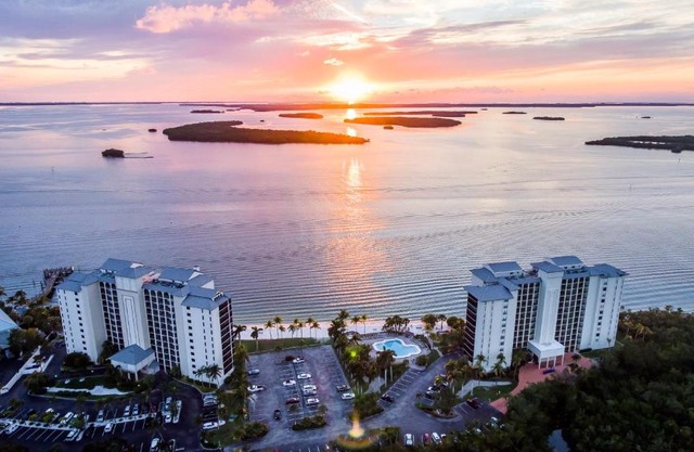 Resort Harbour Properties - Fort Myers / Sanibel Gateway