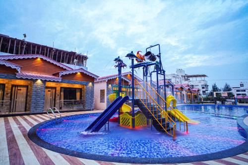 Resort Rath Inns - Beach Walking Distance