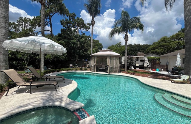 Resort Style Home Near Universal/Disney