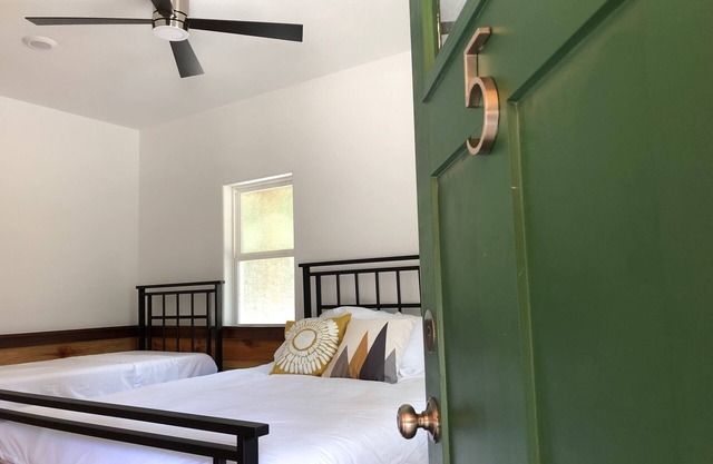 REST. Hotel-Style Room on Beautiful Private Campground. Stone 5