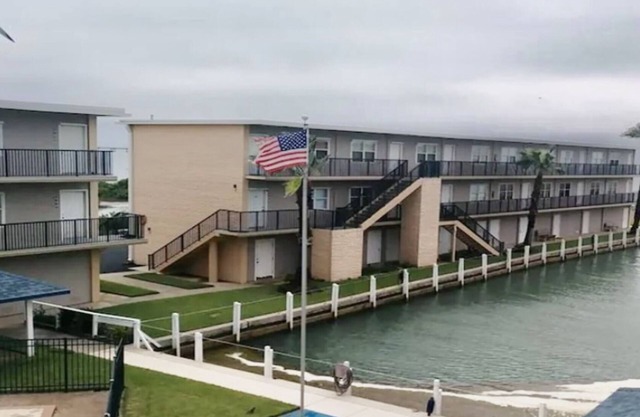 Rest, Relax and Enjoy life on South Padre Island in this Beautiful Bayside Condo