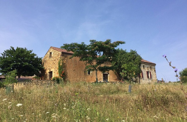Restored farmhouse with outside kitchen, private pool, views, privacy & comfort.