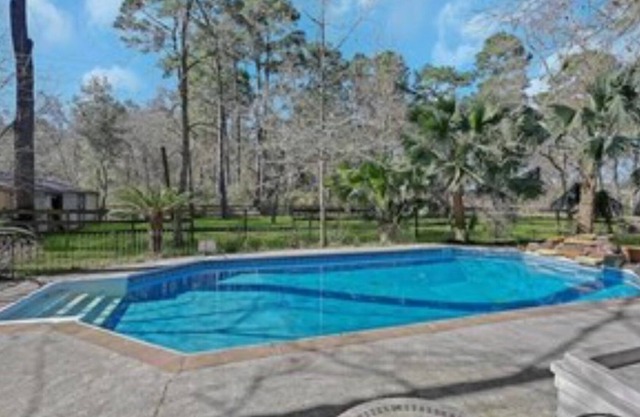 Retreat with Pool and Fun