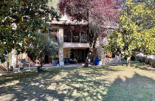 Rez-de-jardin Indépendant D'une Villa Traditionnelle en Provence 128m2