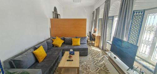 Riad Apartment with Panoramic Bouregreg & Marina View