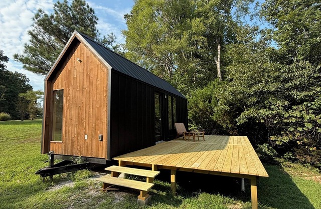 Ridgetop Retreat Tiny Home Unit 2