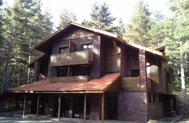 RILA 6ATO Hotel & Restaurant