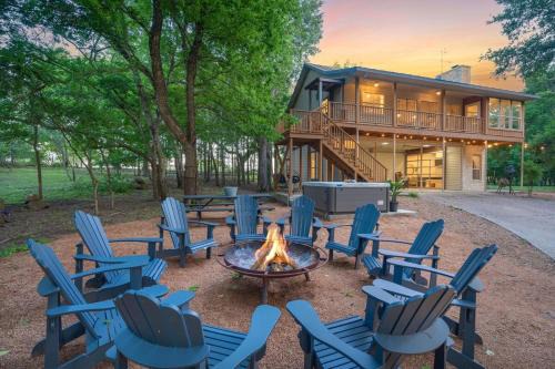 Rio Ranchito, Hot tub, Riverfront, Fire pit!