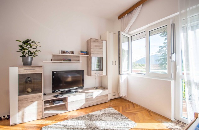 Risan Apartment, Boka Bay