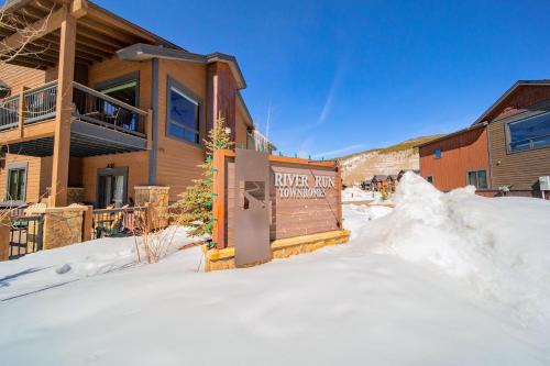River Run Townhomes 63 by SummitCove Lodging