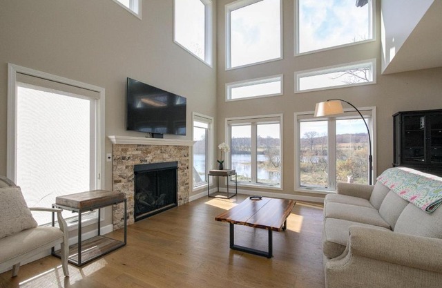 Riverfront Cotter Home Close to Trout Fishing!