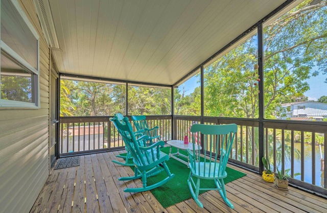 Riverfront Home w/Kayaks and Gulf access