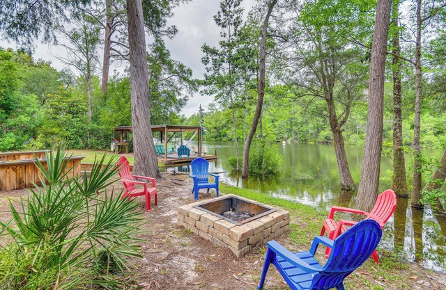 Riverfront Milton Cabin w/Boat Ramp & Dock!
