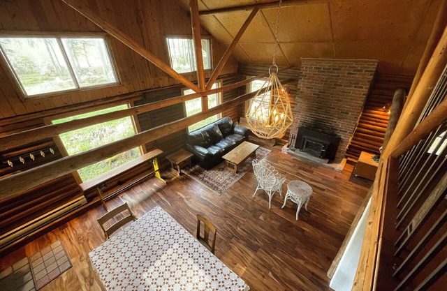Riverfront Rustic Cabin