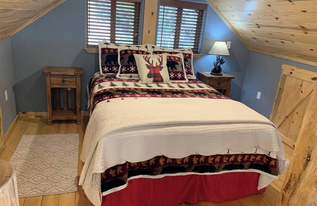 Riverview Cabin Getaway on the Salmon River: A Nature and Outdoor Lover’s Dream