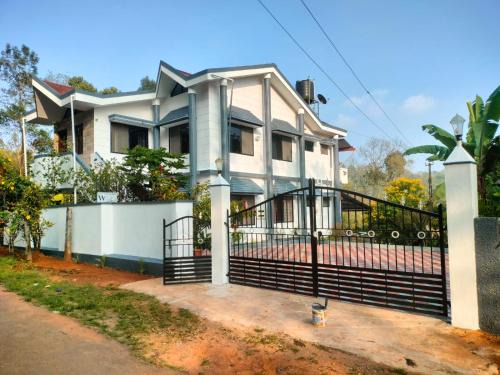 Riverview white villa