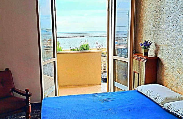☀️🏖️🌊Riviera del Conero Front Sea 🏖️,3 bedrooms, 10 beds