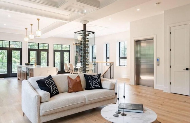Riviera Heights: Exquisite Haven for VIPs