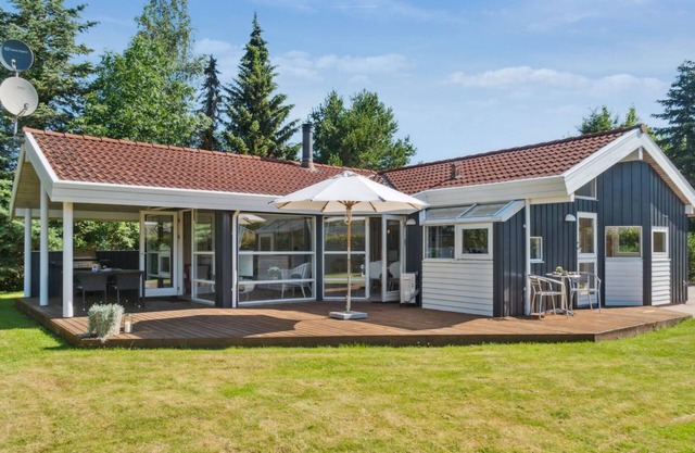 "Rixa" - 525m from the sea by Interhome