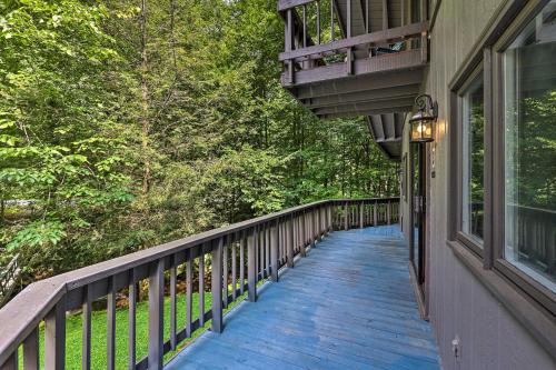 Roan Mountain Creekside Cabin Hike and Fish!