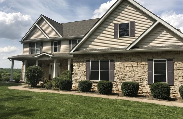 Robyn's Nest - PRIVATE POOL, Sleeps 18, 7 bedrooms, 4.5 baths