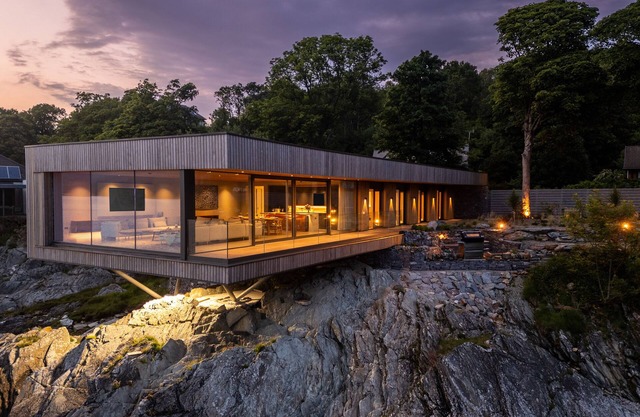 Rock Cove - Four Bedroom House, Sleeps 8