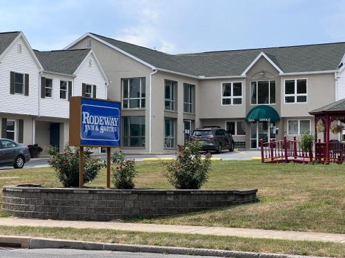 Rodeway Inn & Suites Hershey Chocolate Avenue