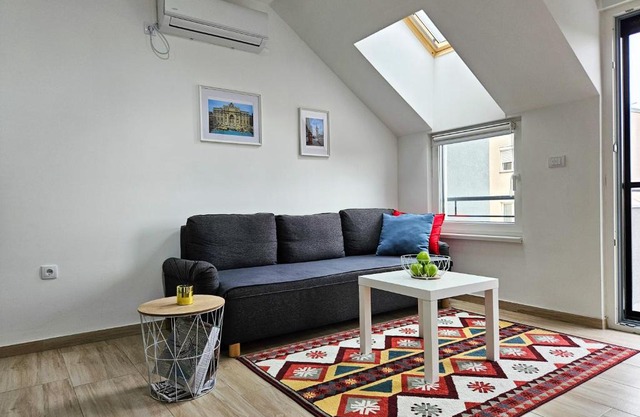Roman Apartman