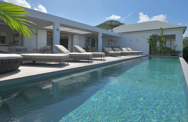 Romance (2/6 Rooms) Luxury villa