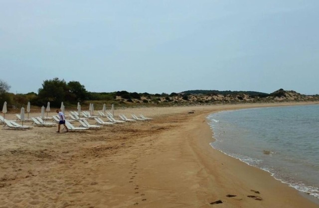 Romanos Beach Villas : Holiday Home - Beach Front