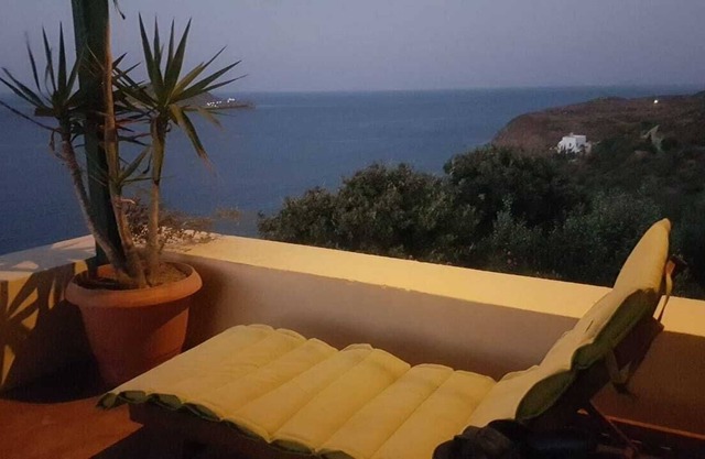 Romantic apartment with spectacular sea view!