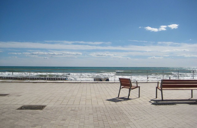 Romantic double room, breakfast included in the Penedés near Mediterranean