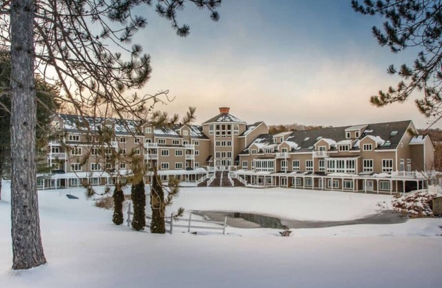 Romantic Getaway or Family winter adventures in 2BD Loft w/resort activities