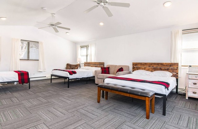Room 10 Boutique Hotel, Balsam Lake WI