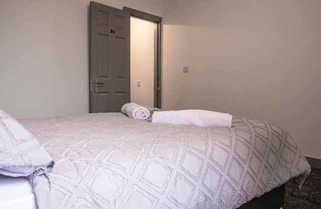 Room 2 Double Bedroom, Stoke-on-Trent.