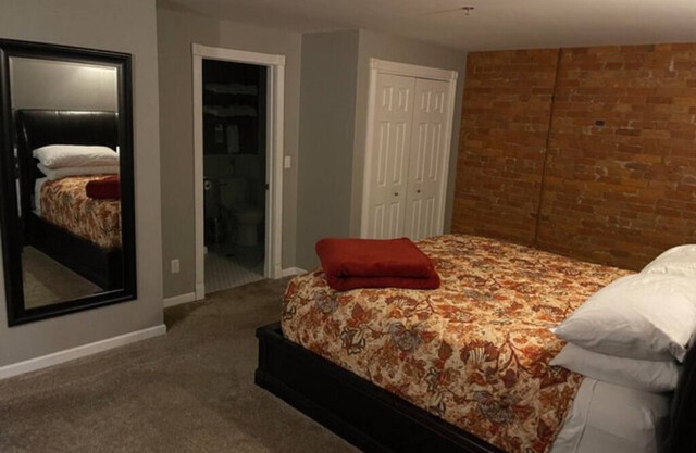ROOM 3 Luxury King Suite