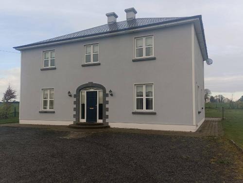 Room 4, Williamstown, Ireland