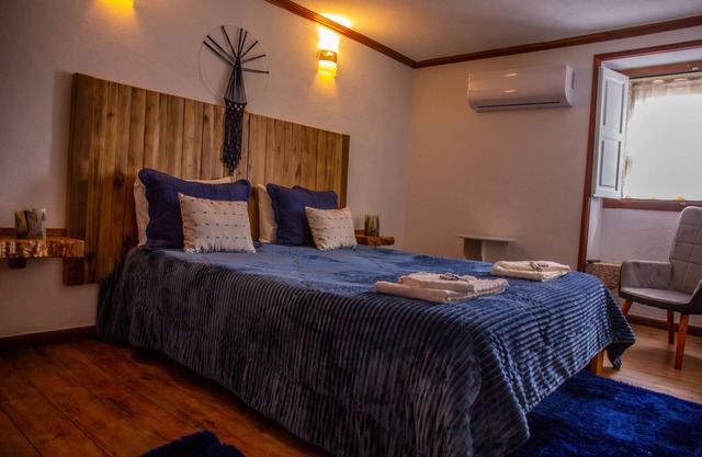 Room 'Alcaide' with Mountain View, Wi-Fi and Air Conditioning