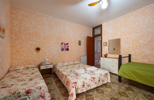 Room 'Appartamento 1 - Stanza 12' with Shared Terrace, Wi-Fi and Air Conditioning