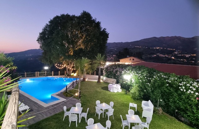 Room 'Arcaloro - Resort Rooms Infinito' with Sea View, Wi-Fi and Air Conditioning