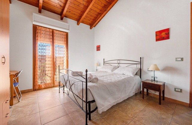 Room 'Elicriso Teulada' with Shared Terrace, Wi-Fi and Air Conditioning