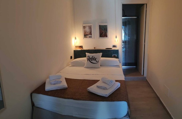 Room 'Stanza Otranto' with Shared Terrace, Wi-Fi and Air Conditioning